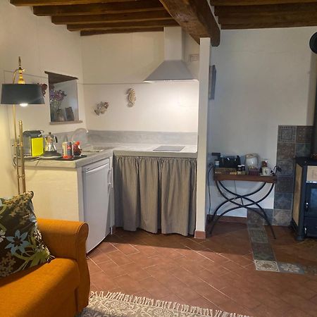 Andante Appartamenti Castelnuovo di Val di Cecina Εξωτερικό φωτογραφία