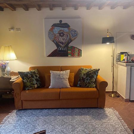 Andante Appartamenti Castelnuovo di Val di Cecina Εξωτερικό φωτογραφία