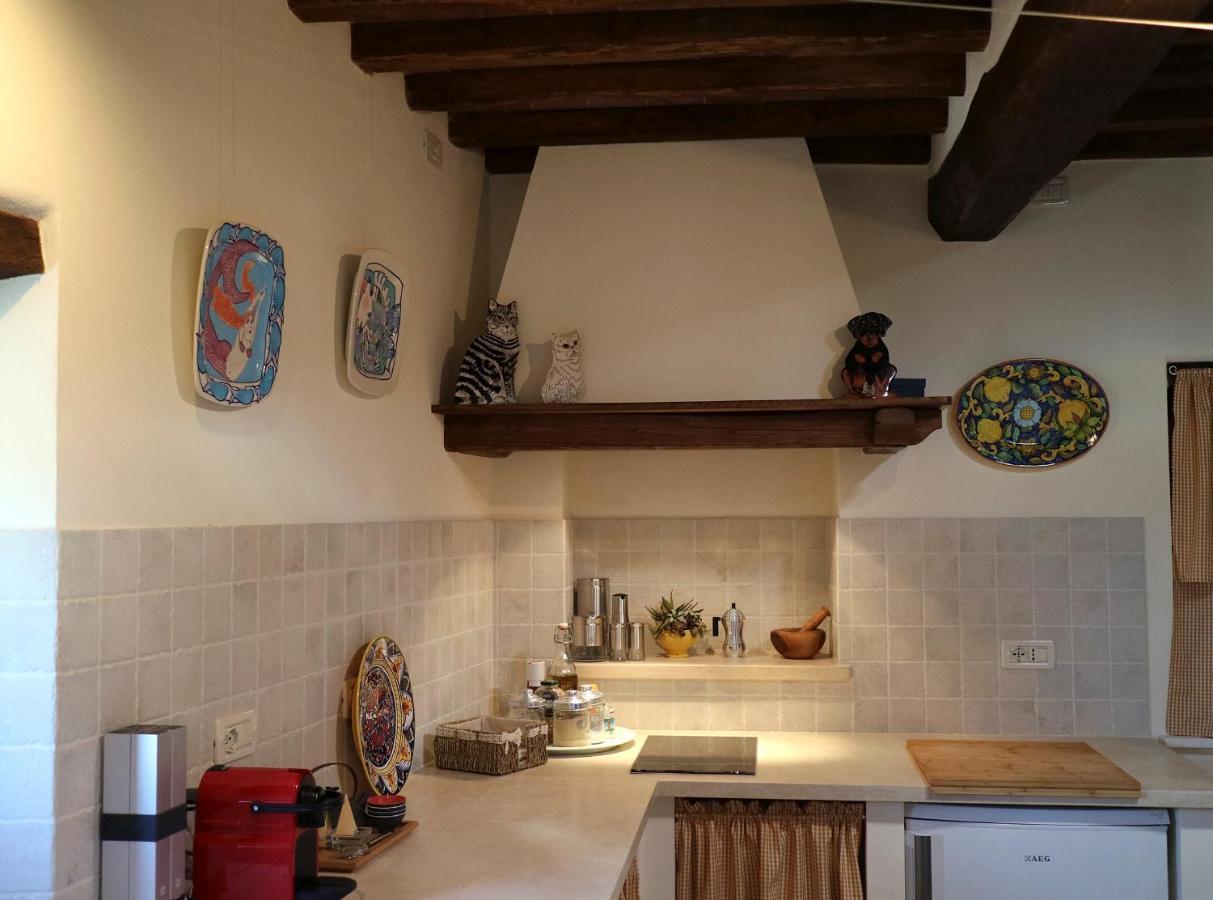 Andante Appartamenti Castelnuovo di Val di Cecina Εξωτερικό φωτογραφία