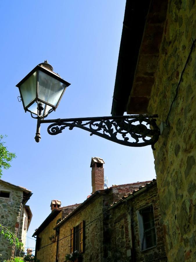 Andante Appartamenti Castelnuovo di Val di Cecina Εξωτερικό φωτογραφία